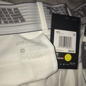 SIZE 36 MEN’S NIKE GOLF DRY FIT SHORTS